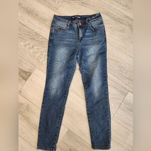 Wallflower Women's Skinny Jeans - Dark Blue